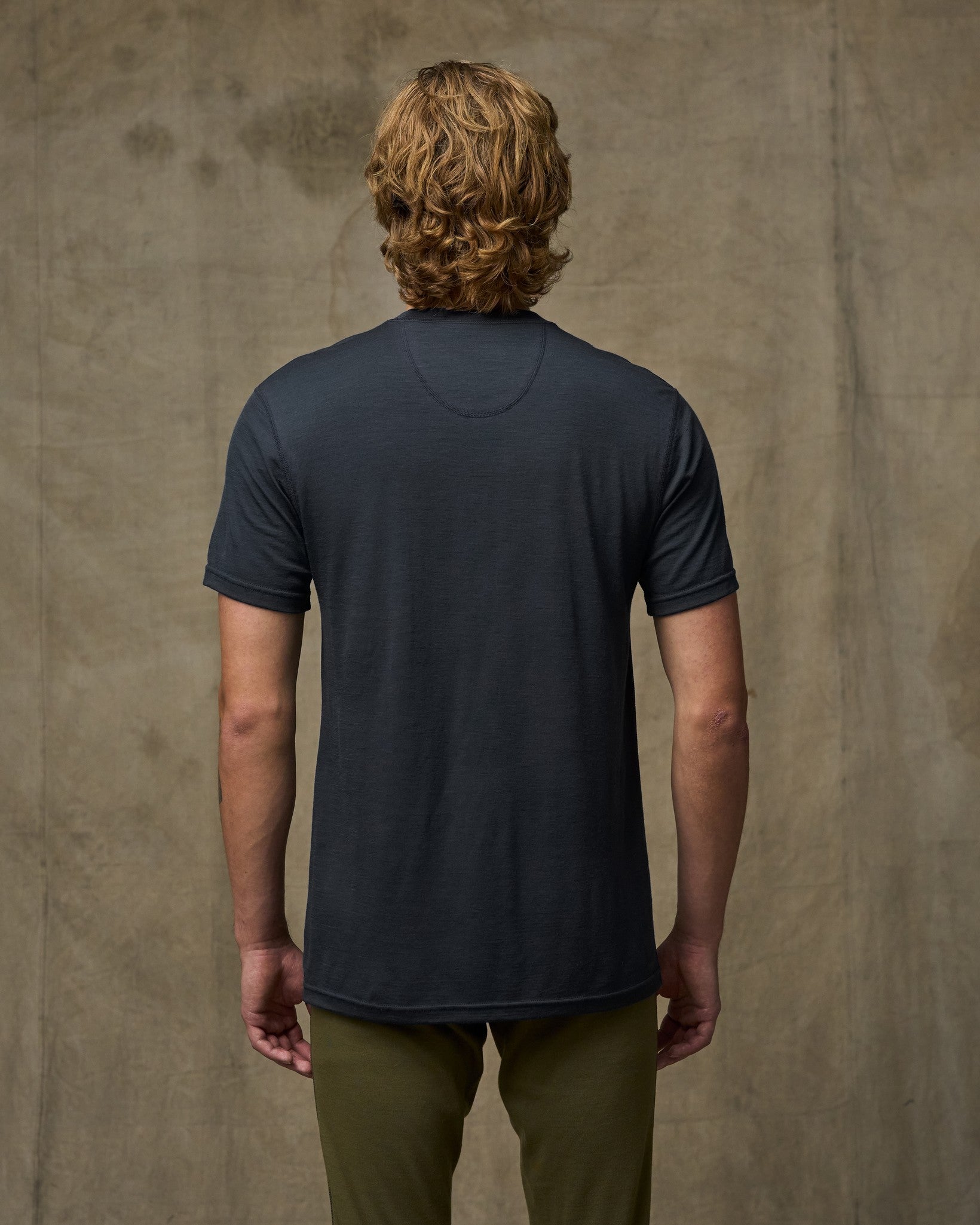 210g Merino Wool Short Sleeve Crewneck - Dark Navy - Image 2