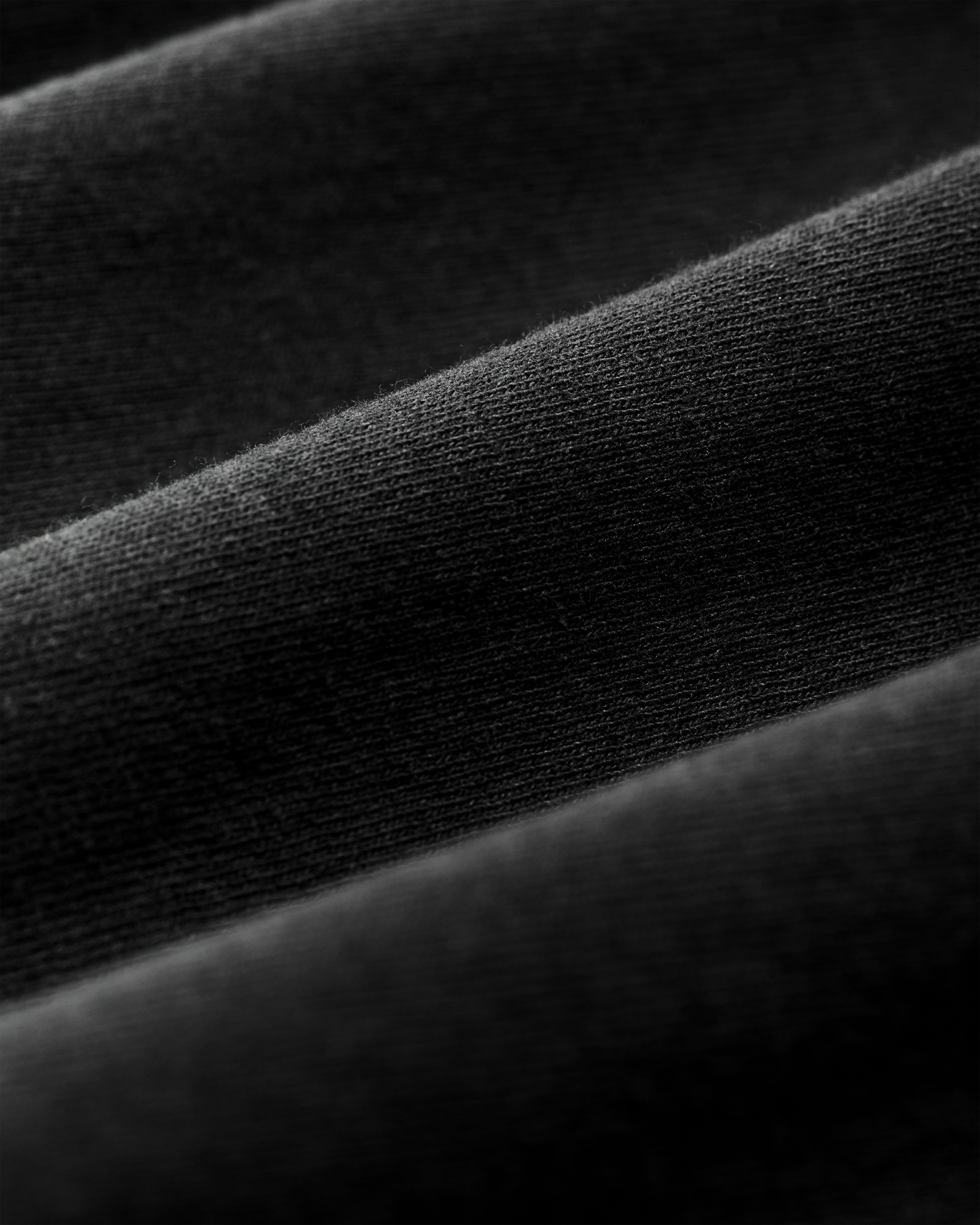 Diamond Graphic T-shirt - Black - Image 6