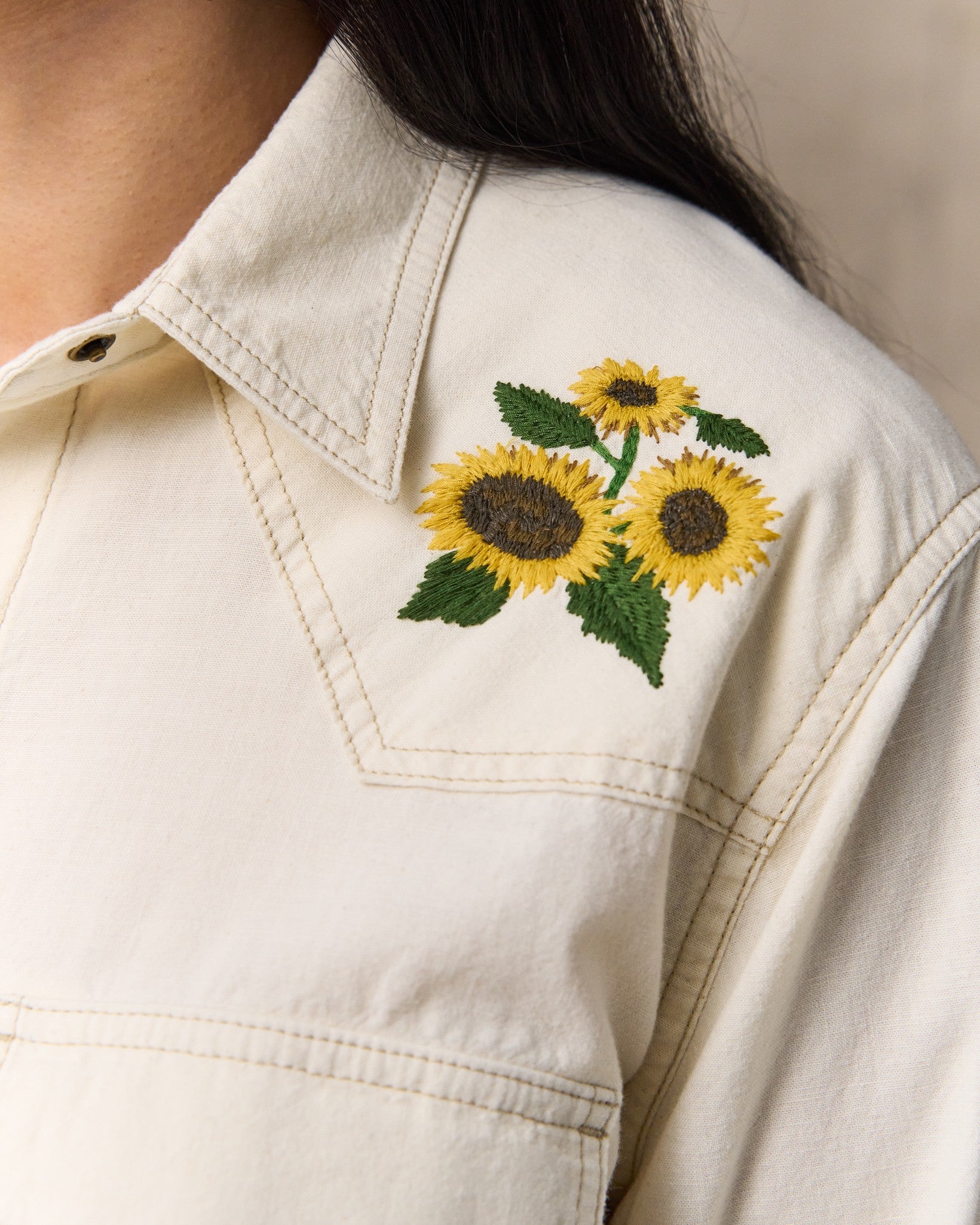 Women's Embroidered Western Shirt - Natural Seed - Image 5