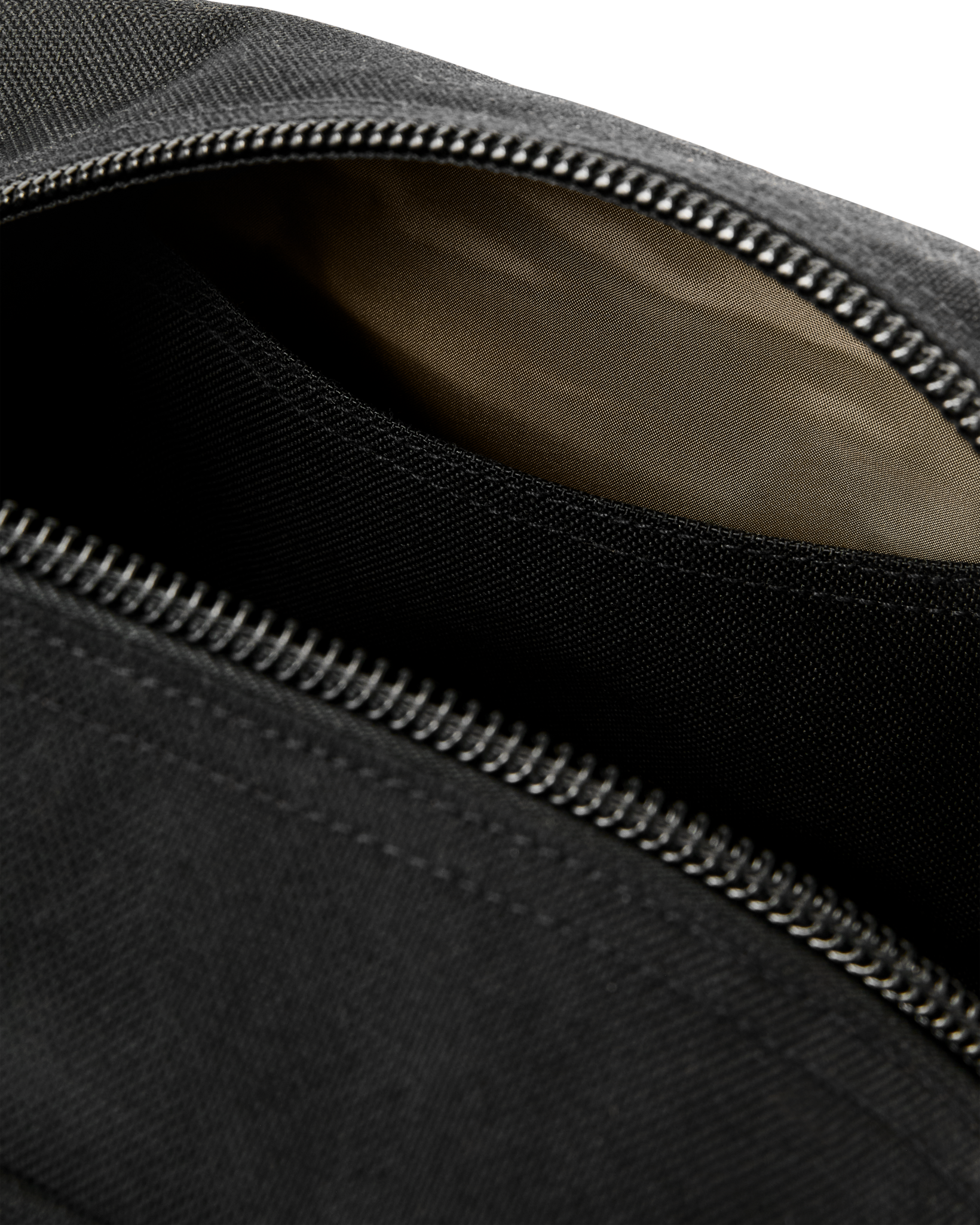 Dryden Dopp Kit - Black - Image 6